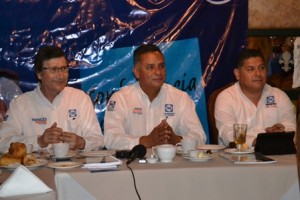 PRESENTACION WENCES PRIMER DIA DE CAMPAÑA 050415 (4)
